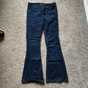 H&M bell bottom flare jeans 👖  size 8